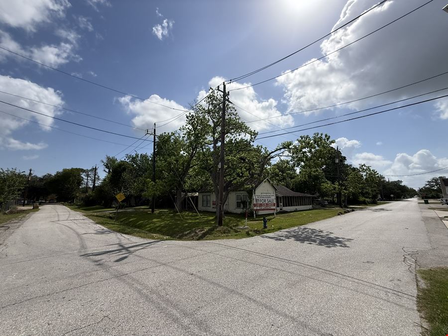 1814 1st St, Seabrook, TX 77586- Land Development Opportunity