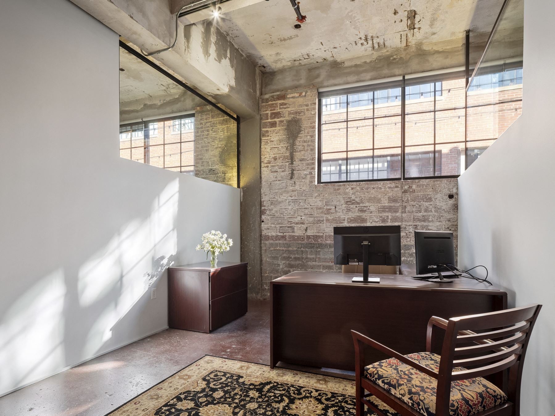 Packard’s Building Office for Lease