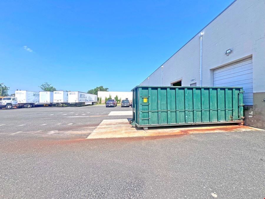 5300 Tuxedo Rd