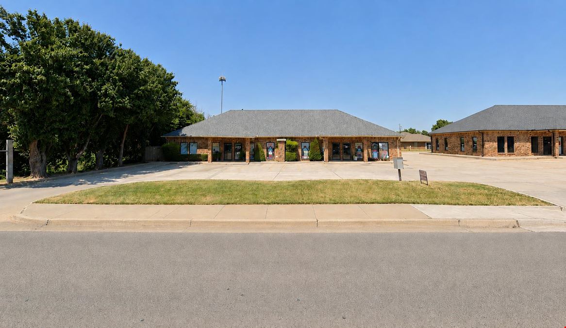 SW 89th and Western - Multi Unit Office