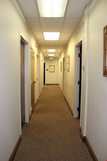 Corporate Office Space | Spring Lake Cove Office Park in Pearl