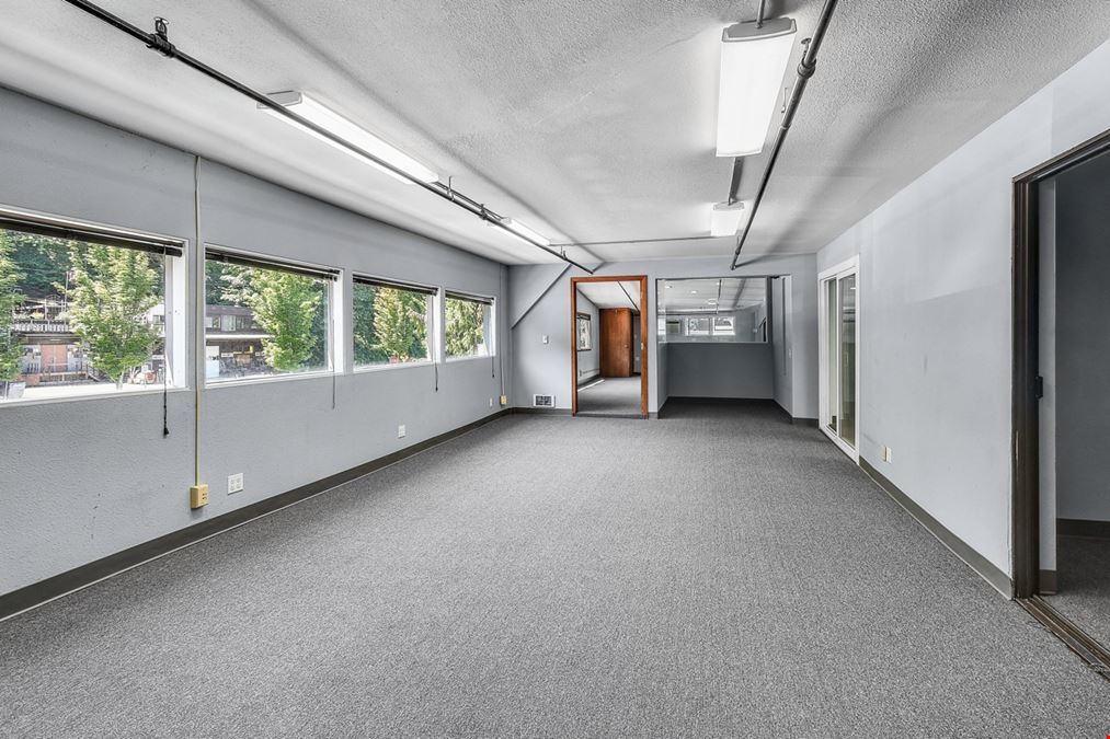 2520 Westlake Ave N. Seattle, WA