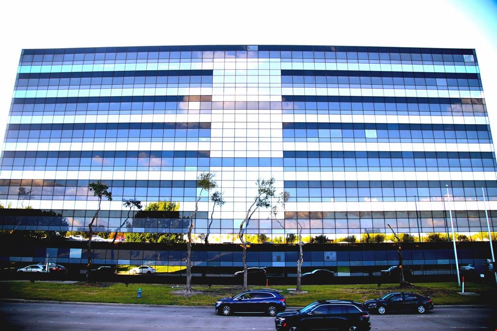 1250 W SAM HOUSTON PARKWAY
