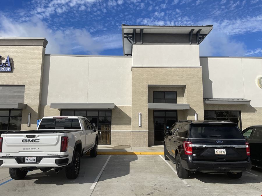 Dominion Plaza Shopping Center