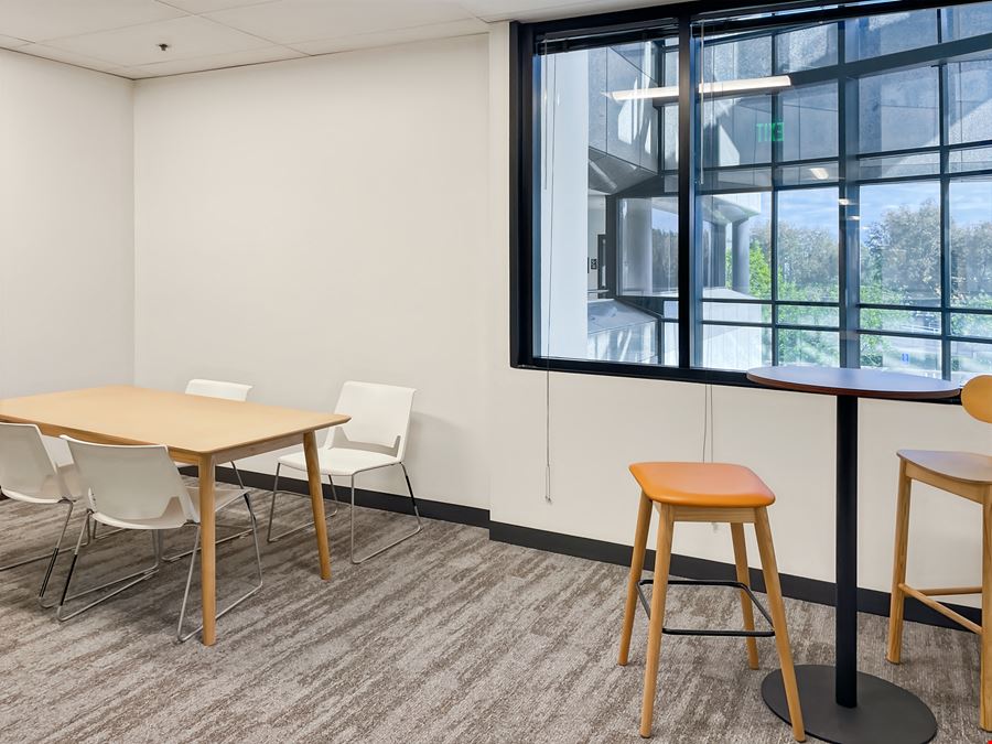 Regus - Costa Mesa - Harbor Blvd