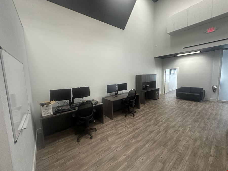 Downtown Pensacola Retail Space for Lease