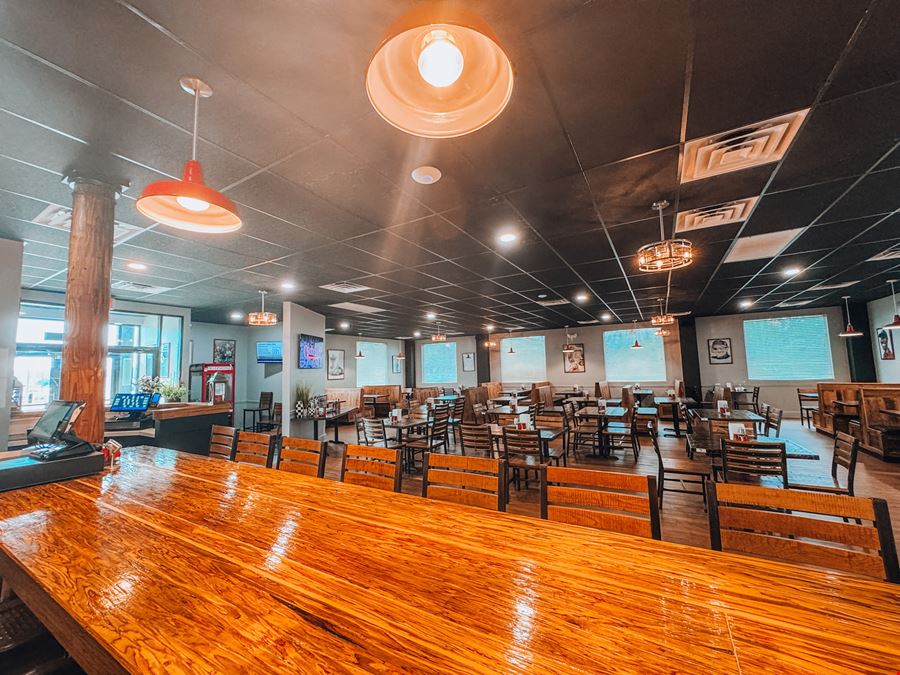 Newberry Turn-Key Restaurant w/Real Estate