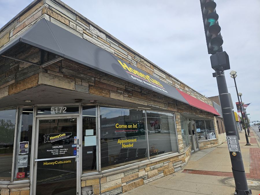 Downtown Oak Lawn 3-Unit Retail