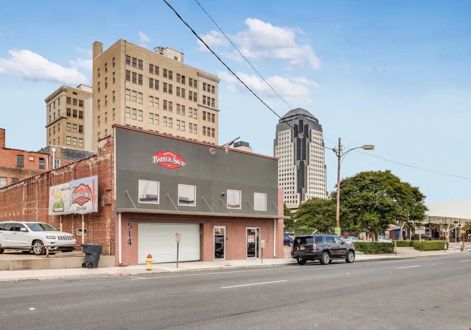 512 Crockett Street