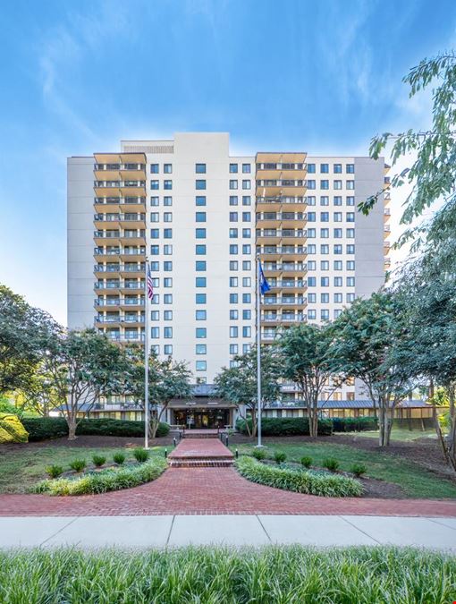 Port Royal Condominium