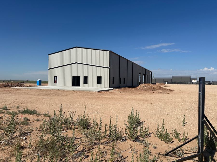 Brand New, Crane Served Facility on 5 Acres