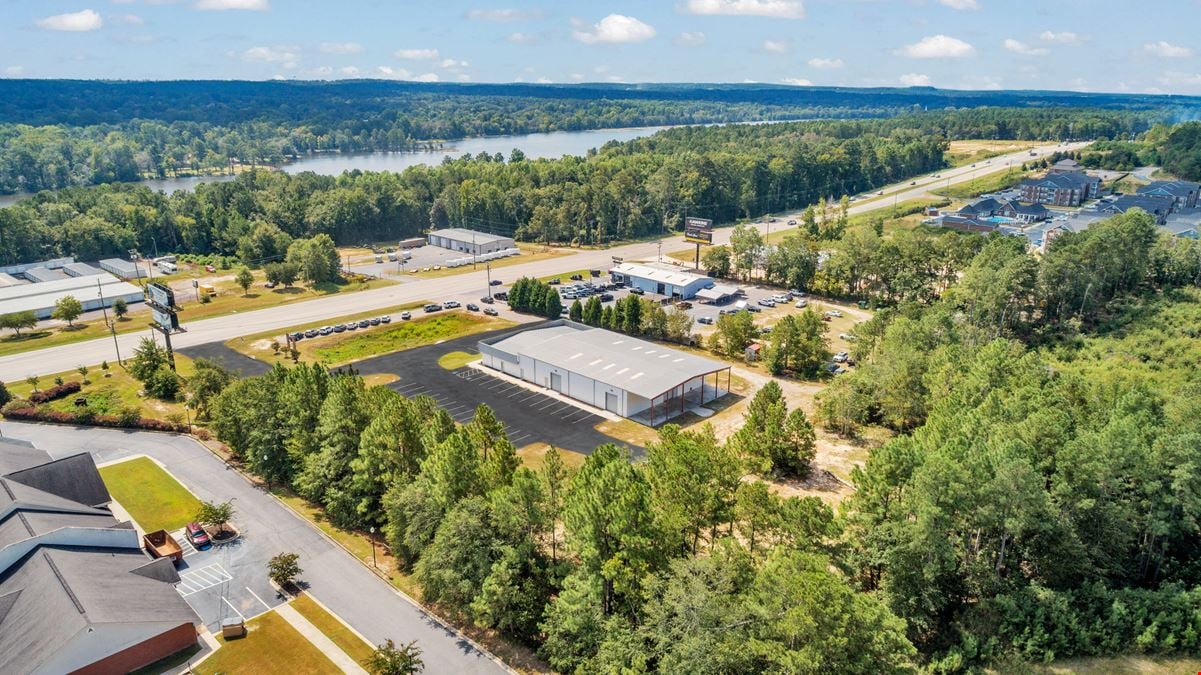 13,000 SF Flex Space | Warehouse | Showroom