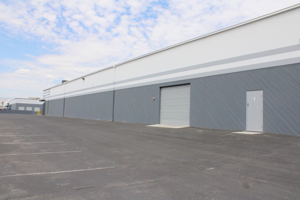 Valley View Commerce Center