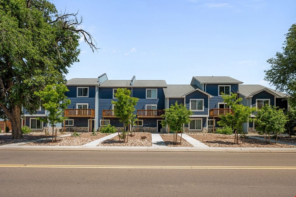 Fountain Village Townhomes