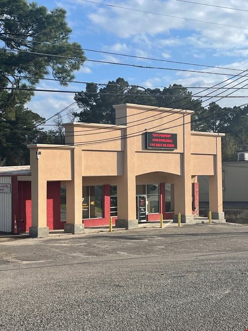 3755 Government Blvd