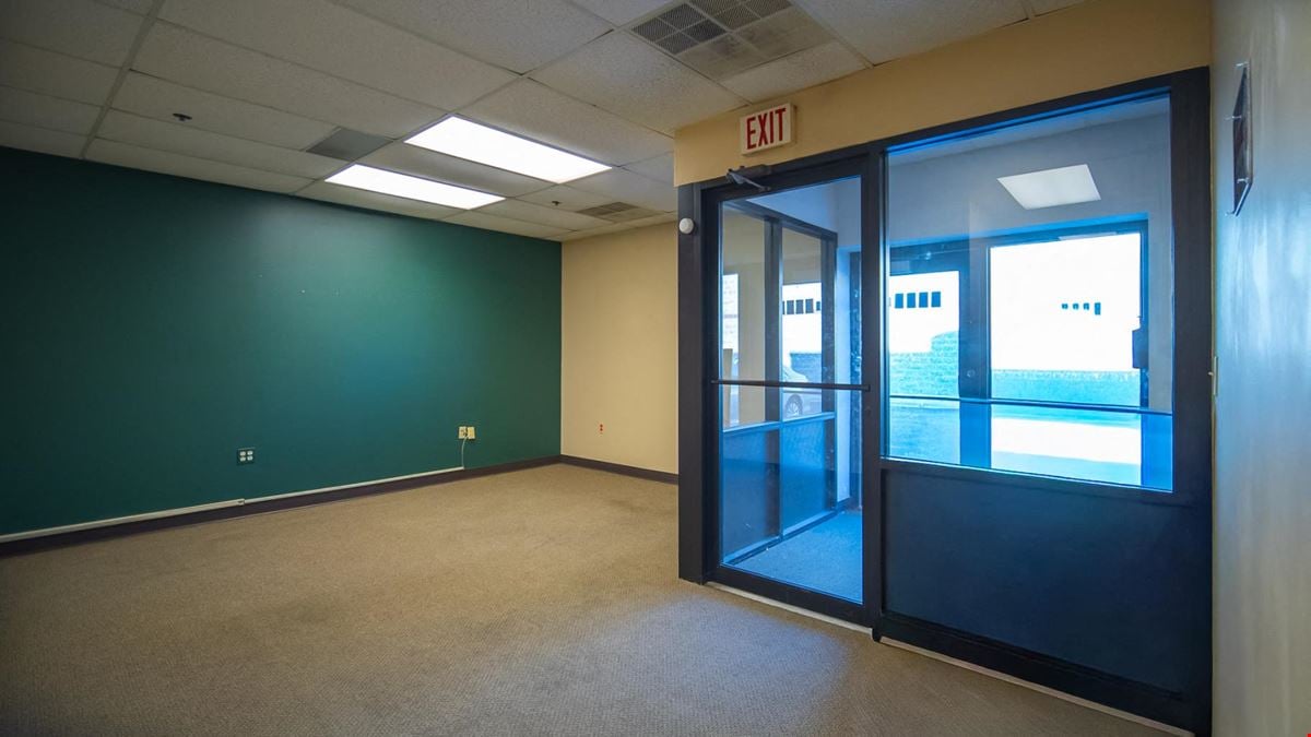 The Wallin Building | Private Entrance Commercial Suite