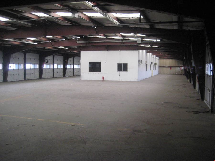 1,000 SF Warehouse/Storage