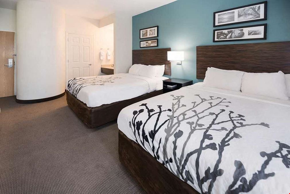 Sleep Inn & Suites - Port Clinton, OH