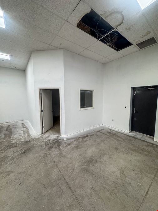 640 W Centennial Blvd