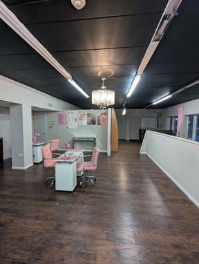 Union Professional Building | Mixed Use Retail or Office Opportunity