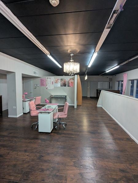 Preview of Retail space for Rent at 3201 Union Avenue