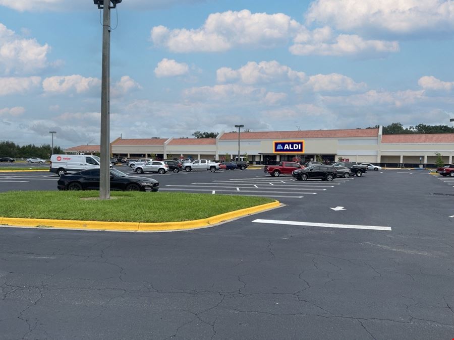 Monument Pointe Plaza