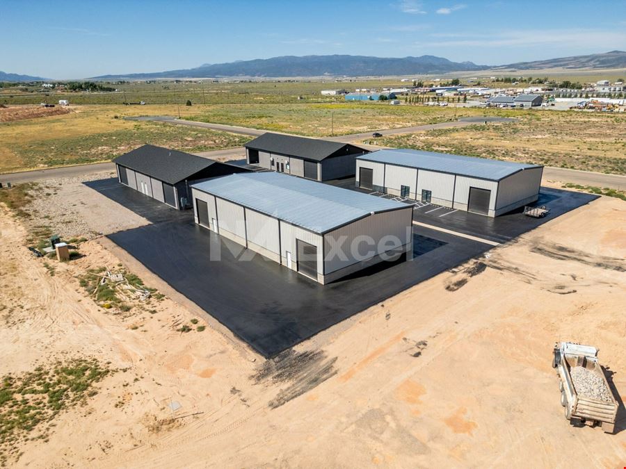 New Industrial Buildings in Port 15 for Sale or Lease