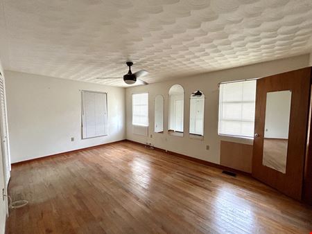 Preview of Office space for Sale at 2714 Manatee Ave W