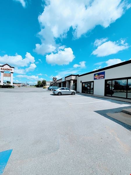 Preview of commercial space at 2014 W Gore Blvd