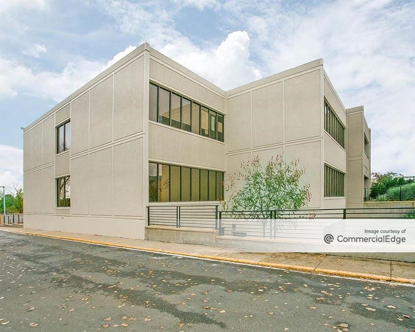 Southglenn Professional Center