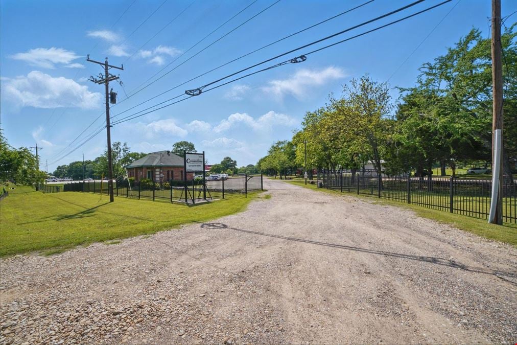 Office/Warehouse for Sale in Seagoville