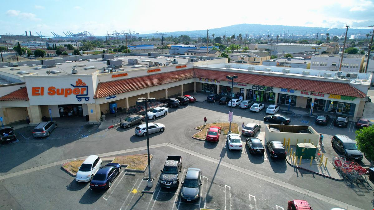 El Super Grocery Anchored Shopping Center