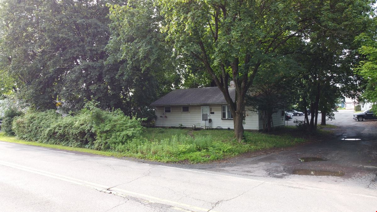 Retail/Office with 3 Apts. - Mixed Used Investment Opportunity