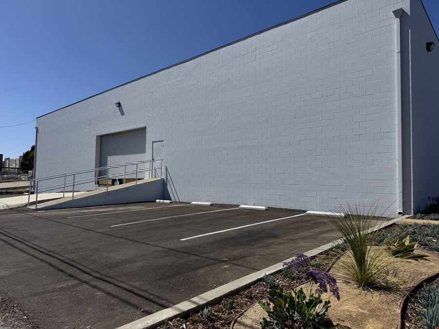 1350 E Thompson Blvd