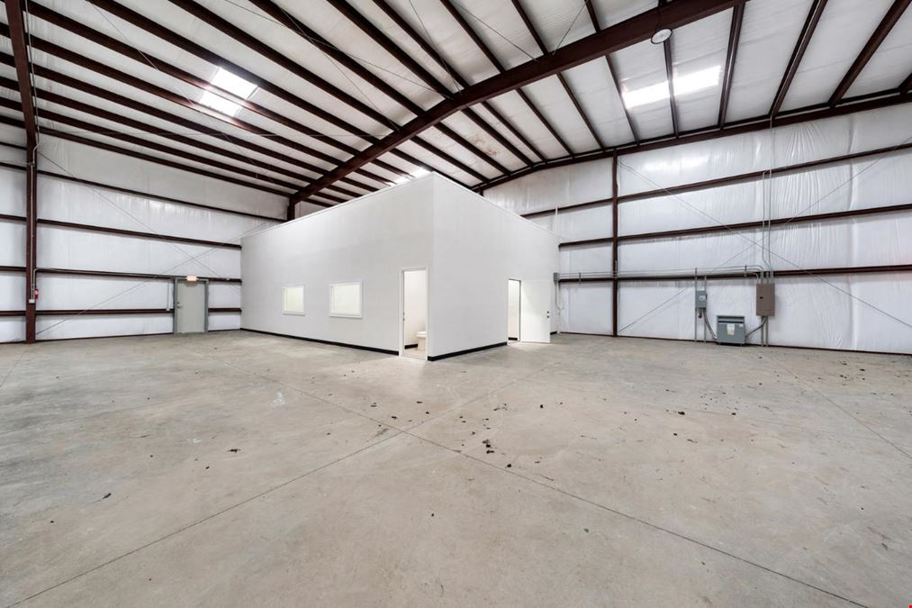12K SF Industrial w/ 2 AC Yard | 1400 SH-78, Farmersville