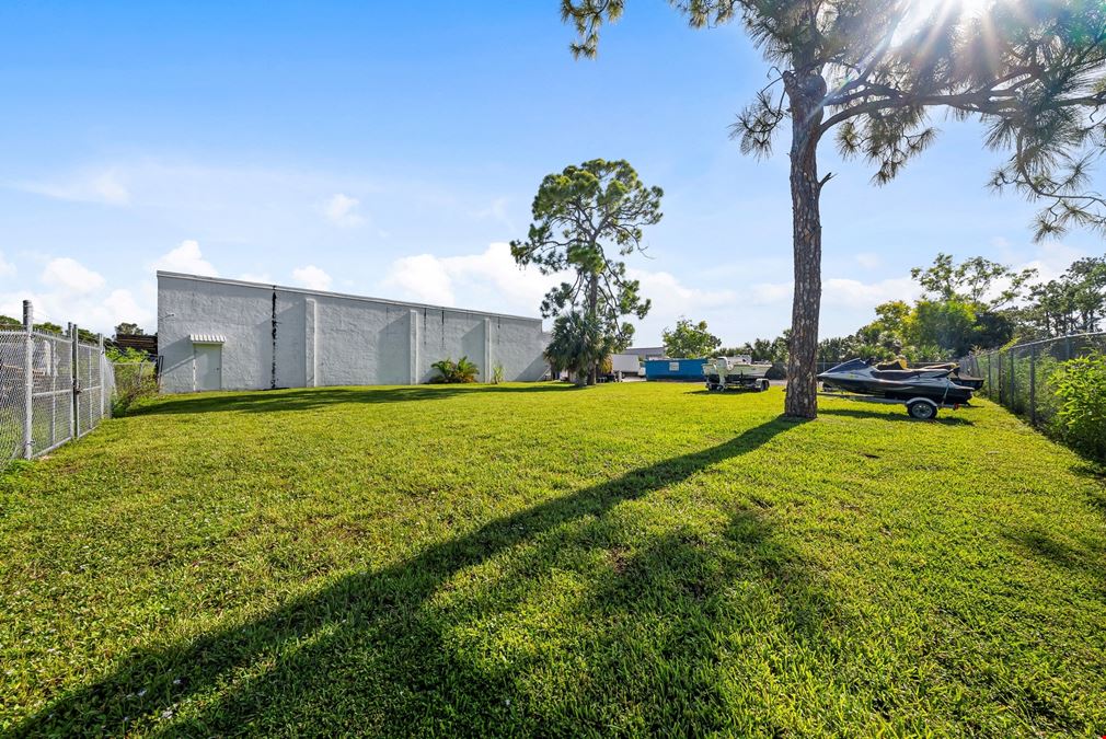 9,900 SF Industrial Warehouse Facility