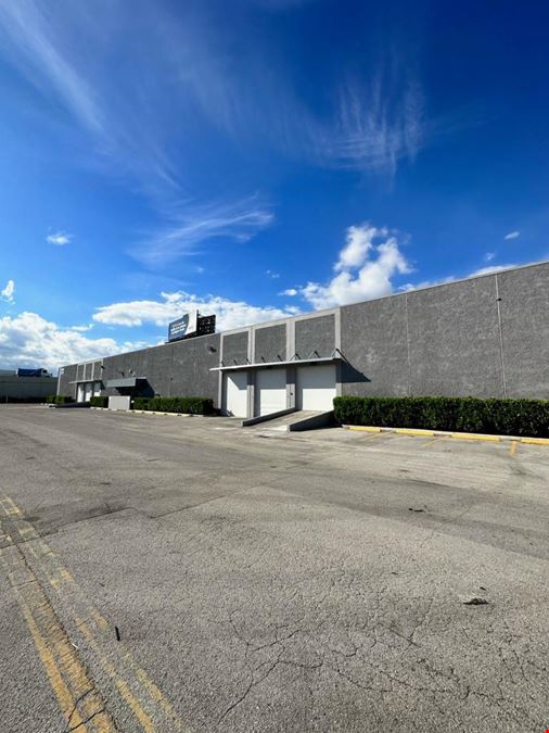 7905 NW 77th Avenue,