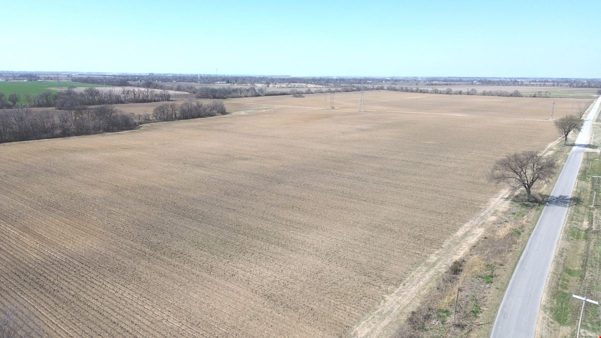 124 Acres with Rail