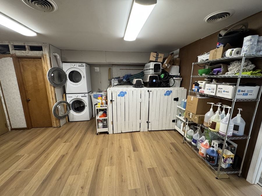 PROFESSIONAL RETAIL/OFFICE CONDOMINIUM