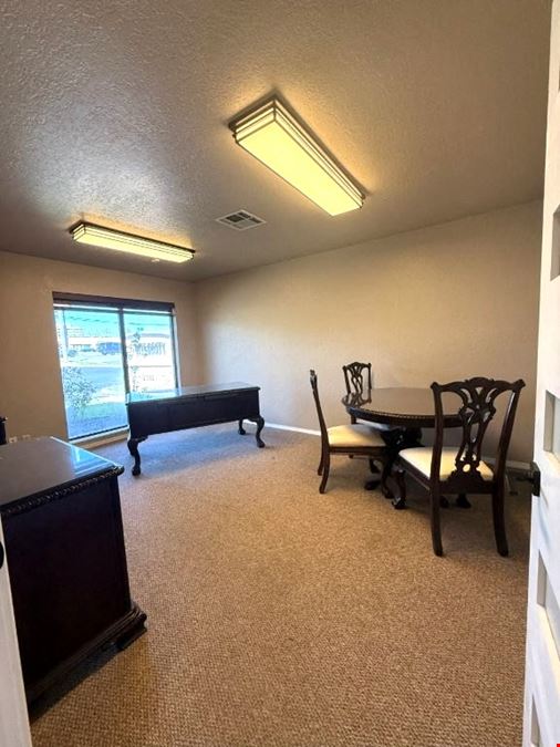 2162 E 61st St - Pitco Building- Office