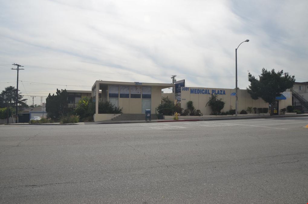 3001 W Beverly Blvd