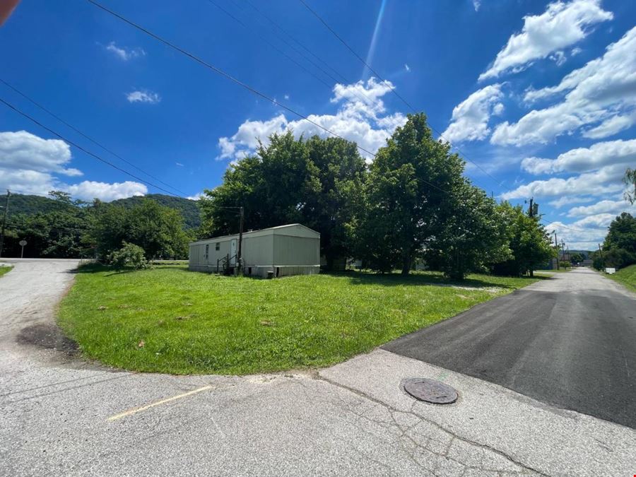 12205-12219 MacCorkle Avenue