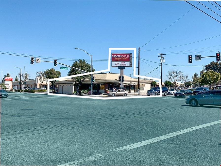 Retail + Restaurant | El Dorado Center