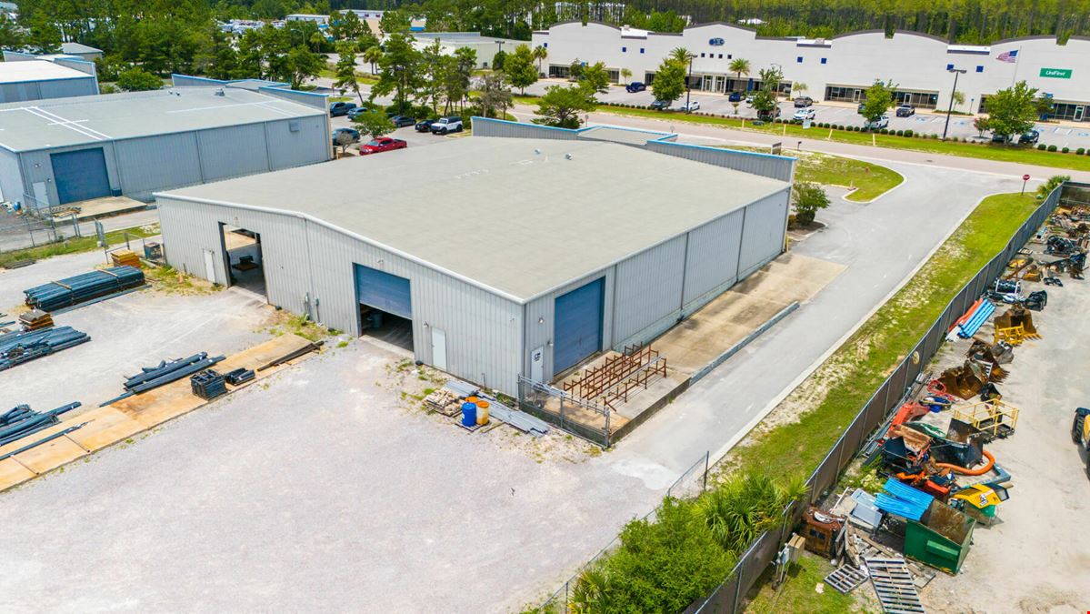 10,564 +/- sf Flex Office/Warehouse w/Fenced Yard | Beach Commerce Park