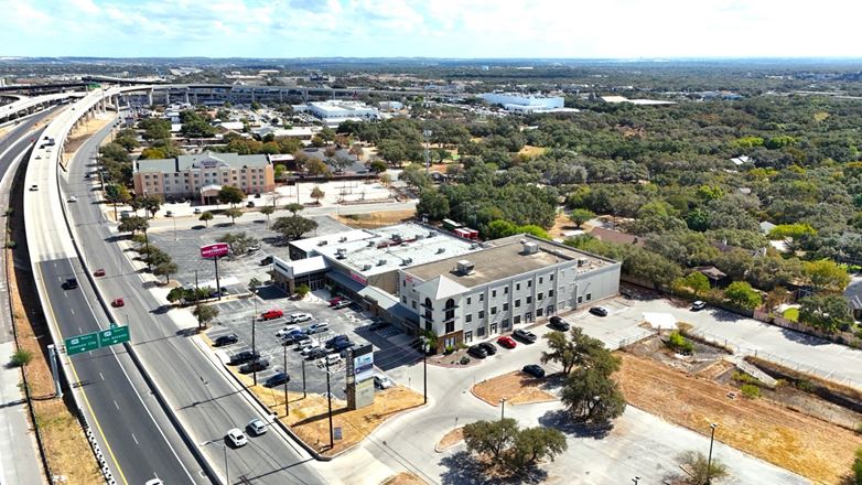 Preview of Office space for Rent at 1270 North Loop 1604 East