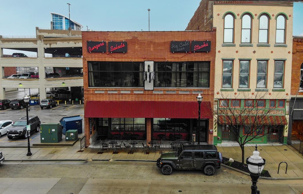 7,529 SF 100% Leased - Restaurant and Loft Apartments For Sale In Downtown Springfield