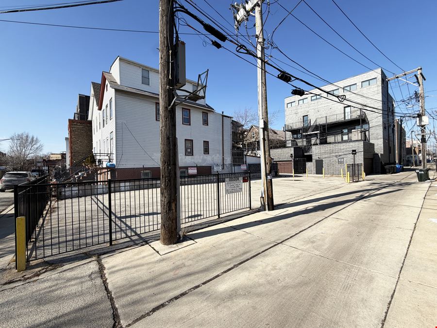 1400 N Ashland
