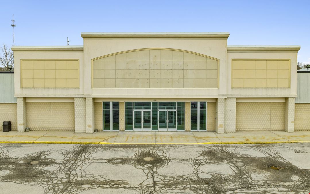 Manistee Shopping Center
