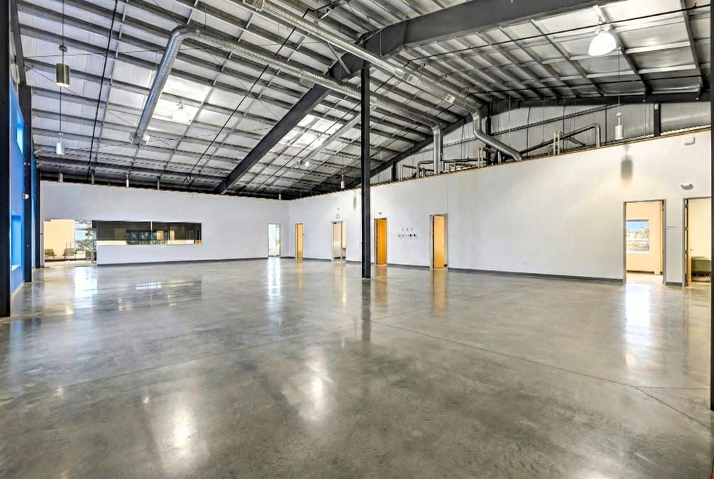 4400 Port Union Rd