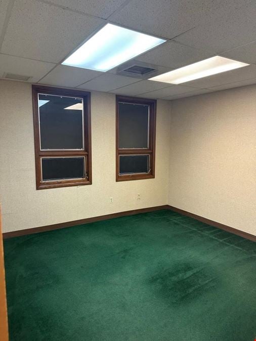 11201 Fremont Pike